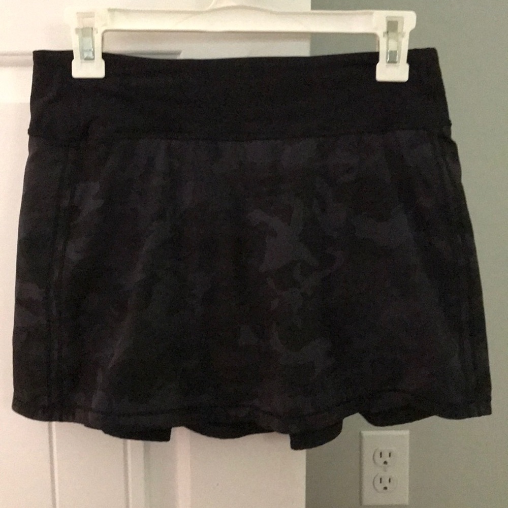 Lululemon camouflage skirt